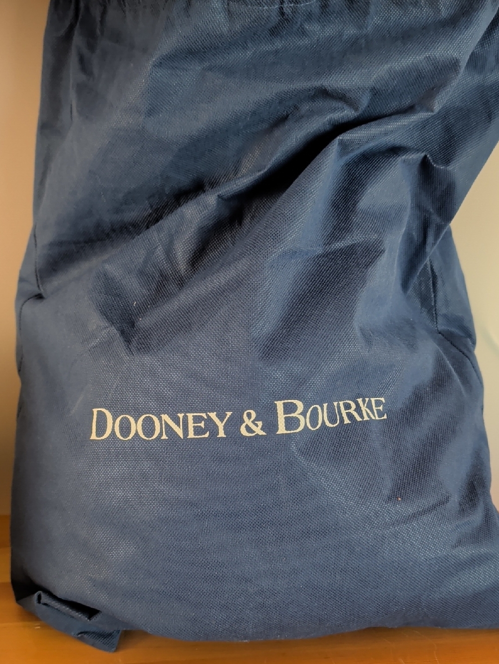 NWT, Dooney & Bourke Navy Canvas Logo Dust Bag - Picture 16 of 16